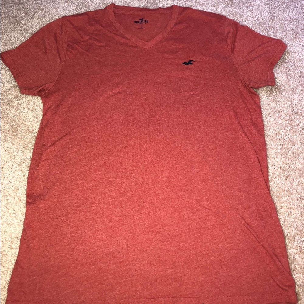 Men’s hollister tee-shirt